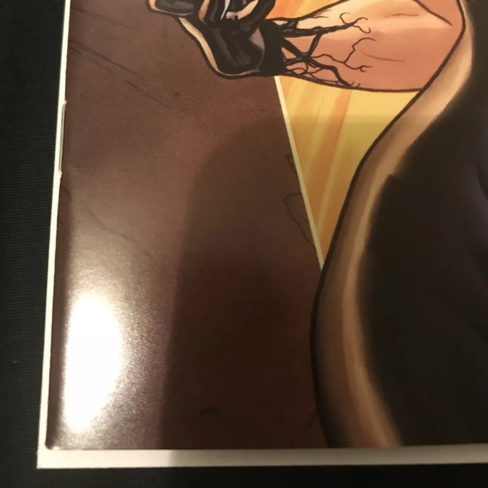 Marvel Venom 1 Virgin Joe Quinones Variant Comic NM Spider-man Carnage X Dc Lee - Picture 5 of 8